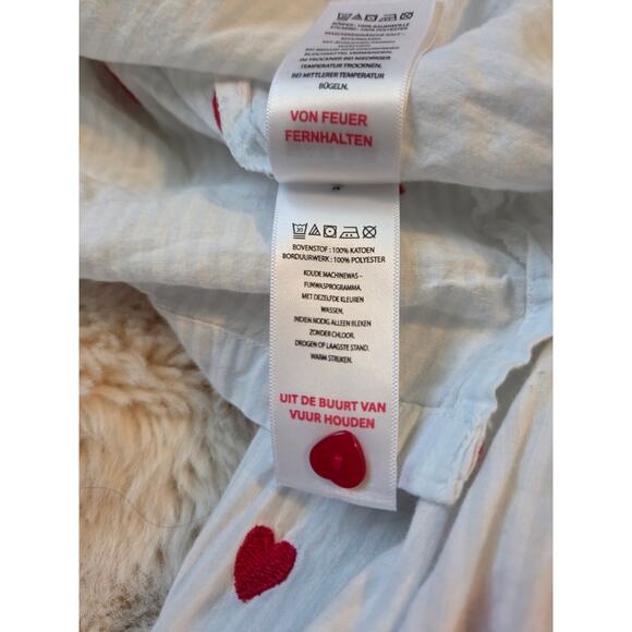 Cupcakes and Cashmere Embroidered Hearts Two Piece Pj set size Small 100% Cotton - Picture 9 of 9